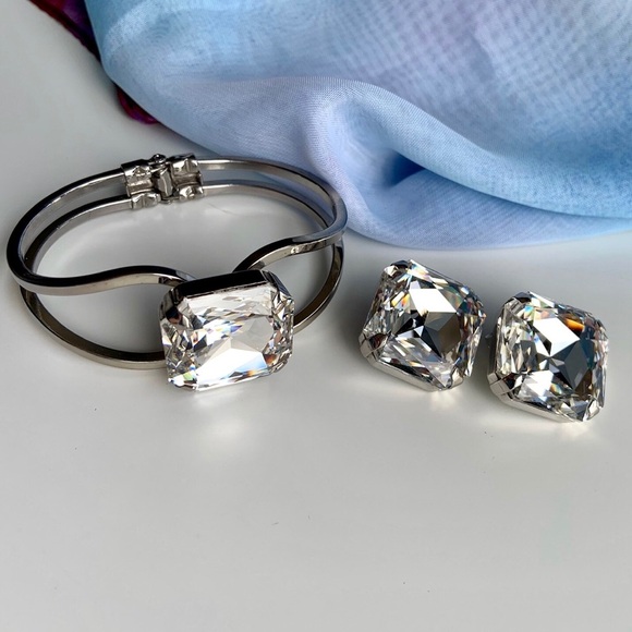 Vintage bling bracelet and earrings set - Picture 8 of 8